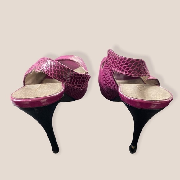 Faux Crocodile Peep Toe Heels - Picture 6 of 7